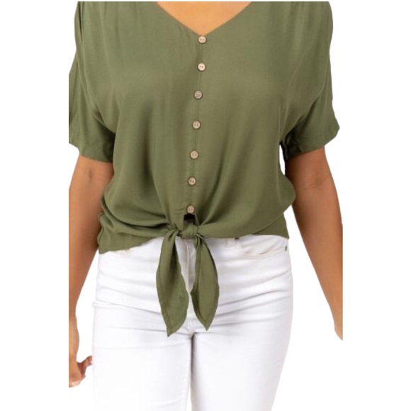 HARPER by Francesca’s Tie Front Top - Large - Picture 4 of 16